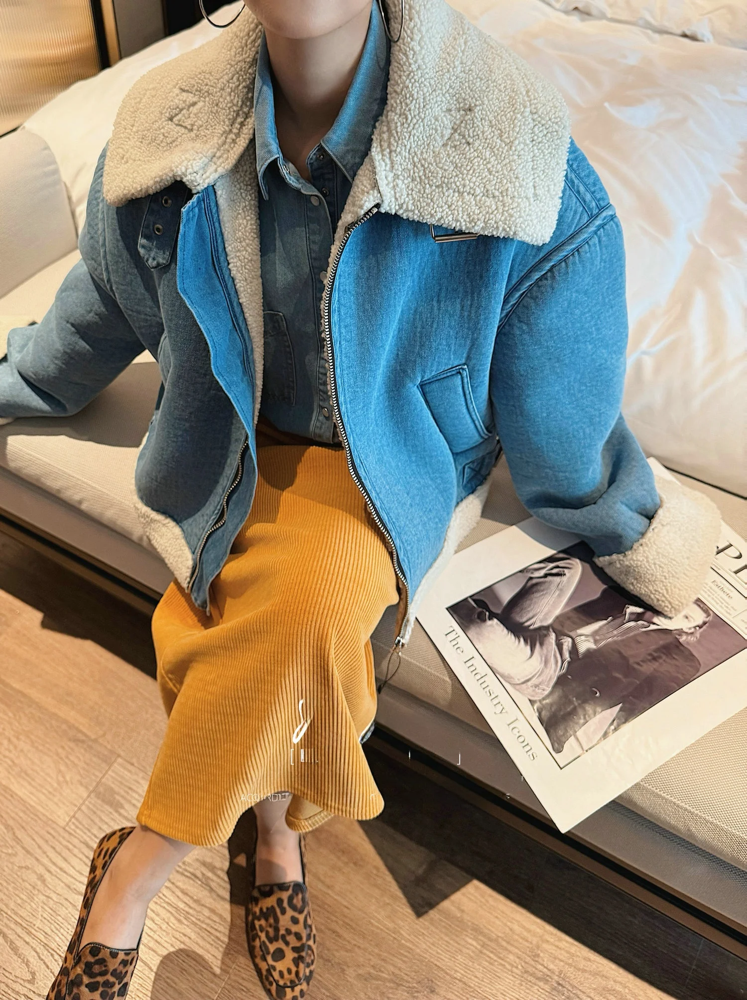 

JINGONI женское джинсовое пальто на подкладке из искусственного меха, свободная посадка в Корейском стиле, модная осенне-зимняя Новое поступление, верхняя одежда