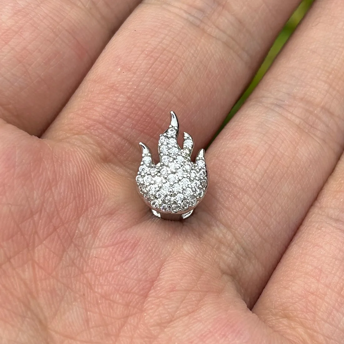 Rachelz แนวโน้มลูกบาศก์ zircon ฟันกริลฮิปฮอป14K ชุบทองคริสตัลหินหมวกสำหรับผู้หญิงผู้ชายเครื่องประดับร่างกายฮาโลวีน