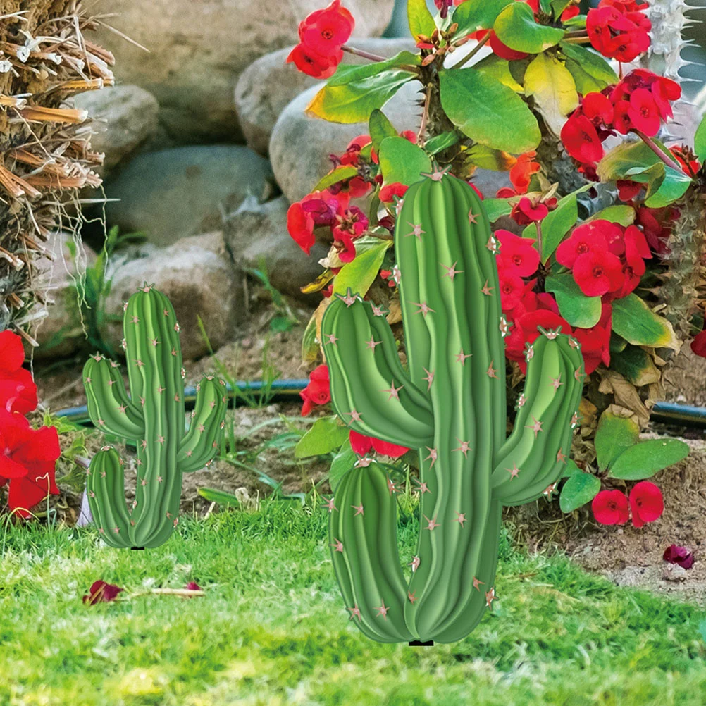 Cactus in metallo Cortile Arte Cactus Paletti da giardino Statua di cactus all'aperto Scultura Ornamento Decorazioni da giardino per prato domestico