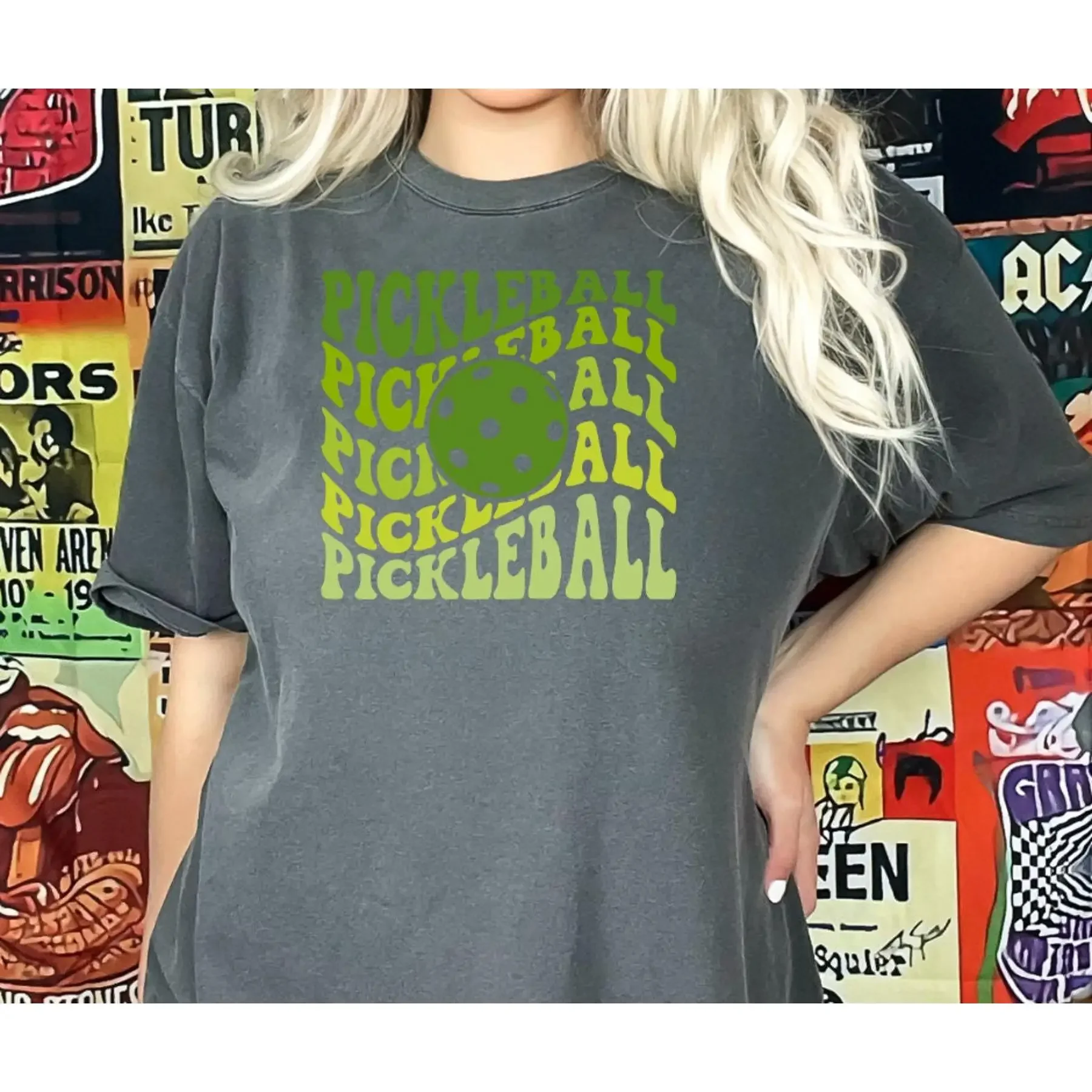 

Комфортная футболка цвета Pickleball, милый ретро Pickle Ball, летняя команда, одинаковые простые минимальные 50, супер мягкие 353