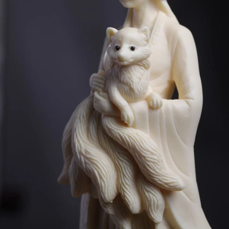 Ivory Nut Carved Fox Fairy Nine Tail Fox Beauty Decoration Office Desktop Crafts Car Figure Furnishings Ornaments