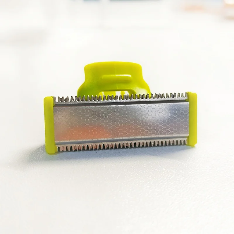 004 -1 قطعة شفرات بديلة لإزالة الشعر: شفرات مسننة على الوجهين، رؤوس ماكينة حلاقة الإصدار الجديد