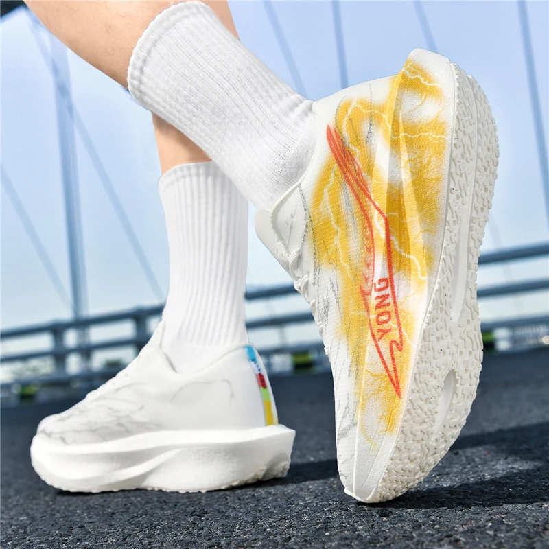 أحذية ركض احترافية جديدة ذات لوحة كربون كاملة الطول بنعل ناعم أحذية تدريب على طراز المدرسة للرجال #4