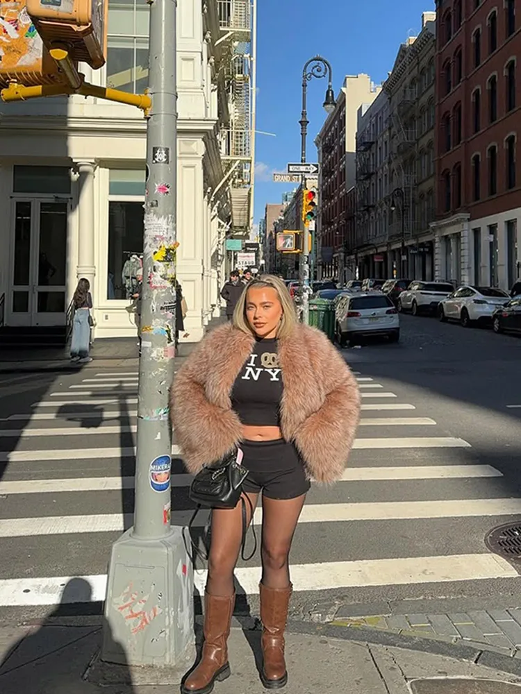 

Winter Women's Vintage Fake Fur Coat 2025 New Fashion Round Neck Full Sleeves Coats Daily Commuting Thicken Fur Warm Outerwears