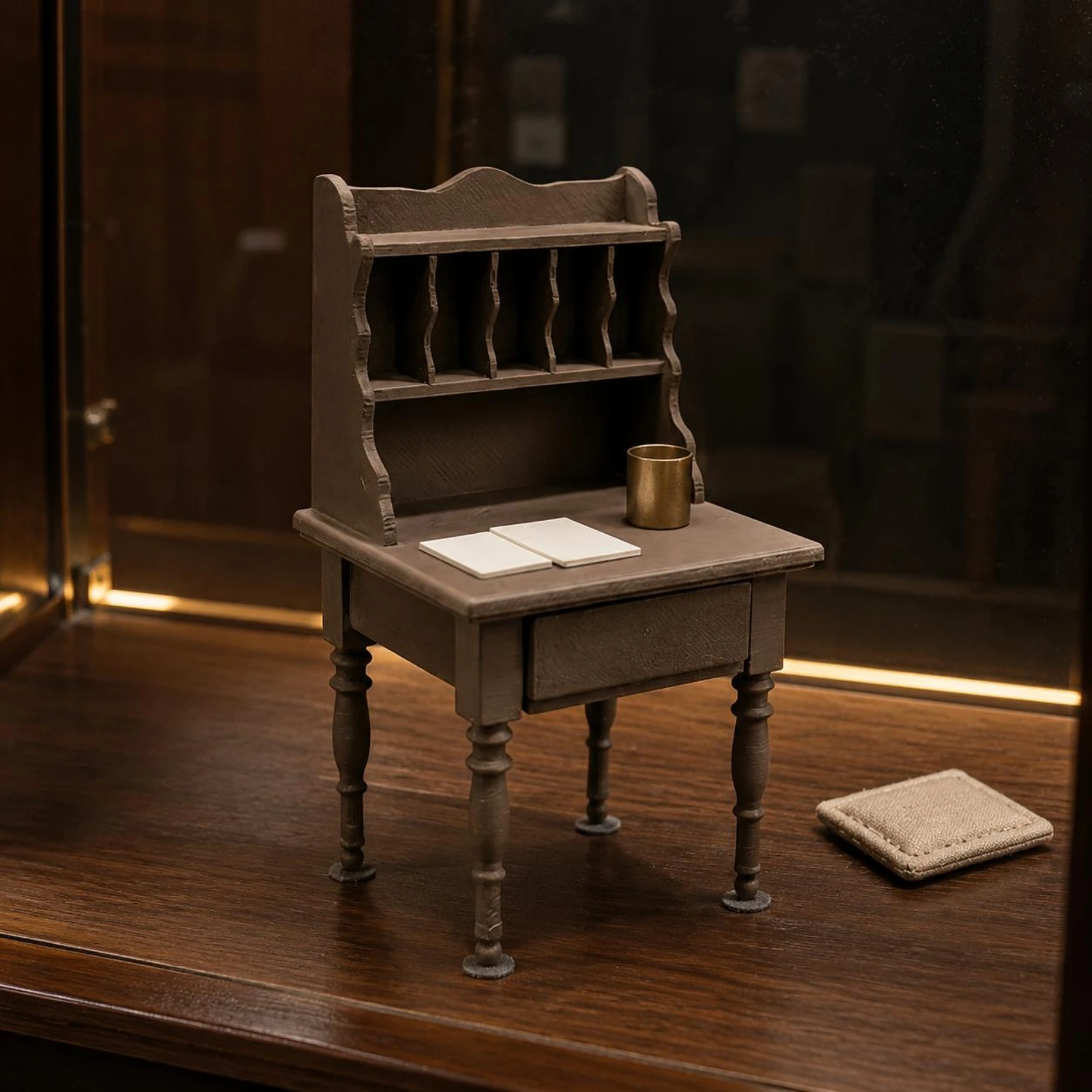European-Design Dollhouse Desk Turned Legs Dollhouse Desk with Hutch Miniature Table Front Drawer Textured Surface