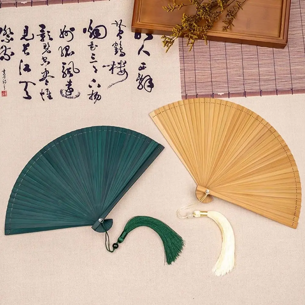 Chinese Style Solid Color Bamboo Fan Exquisite Retro Tassel Folding Fan with Random Tassel Classical Kimono Fan