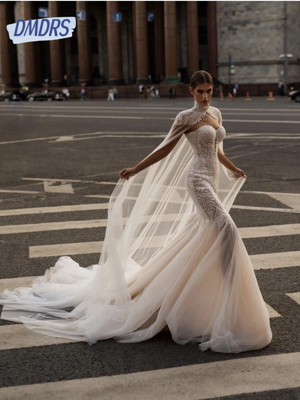 

Stunning Tulle Pearls Wedding Dress Romantic Mermaid Shimmering Customized Bridal Gown 2-pieces Stylish New Arrival Women Wear