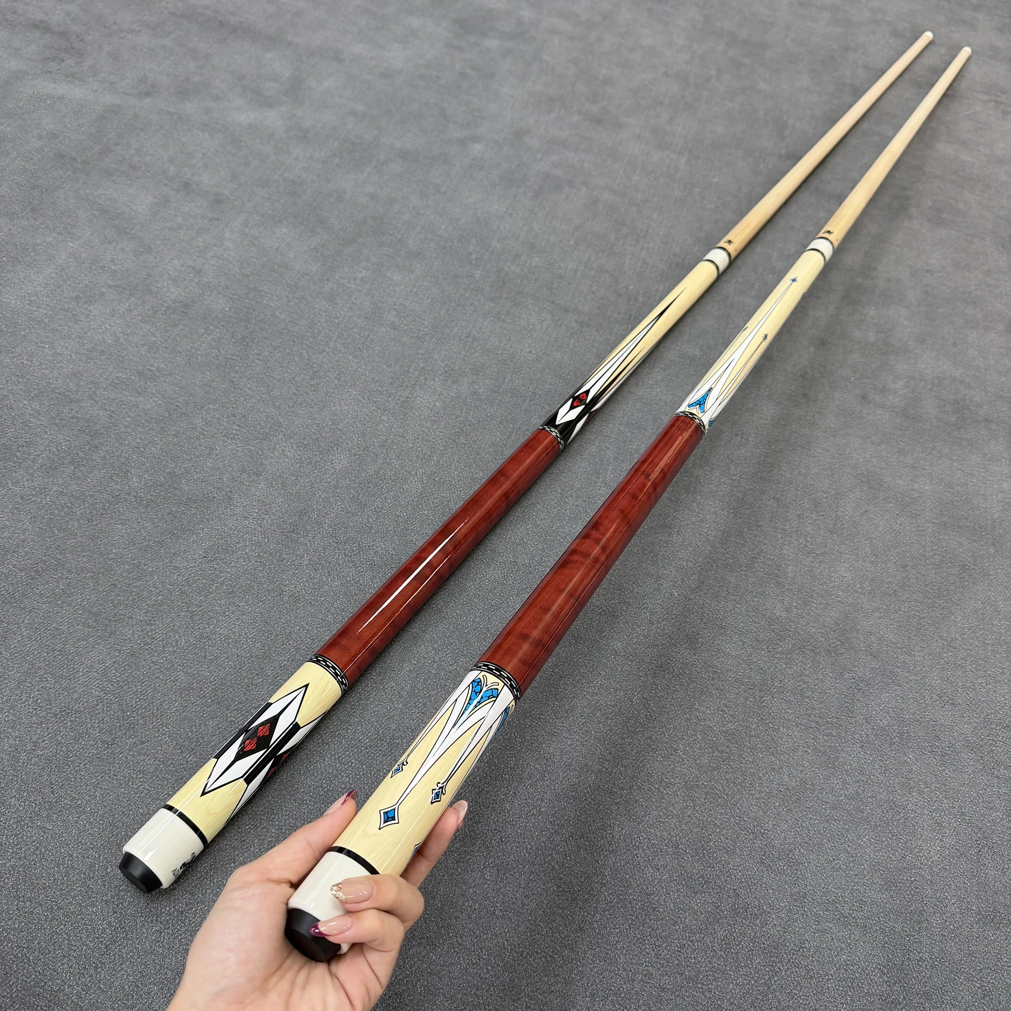 High-quality Canadian Maple Billiard Stick, with a Total Length of 148CM. It Offers precise Shots and a Comfortable Grip