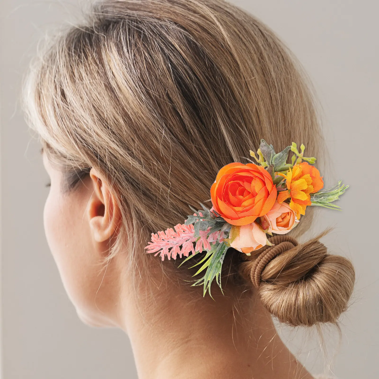 acessorio-de-cabelo-floral-laranja-artesanal-para-noivas-leve-e-estilo-boho-pente-de-cabelo-floral-para-noivas