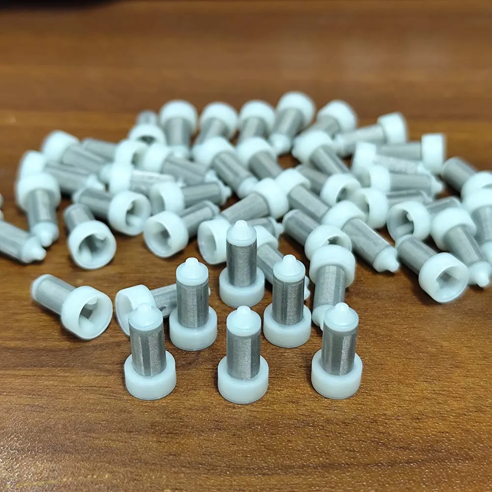 50/100pcs Urea Doser Filter Suitable for Scania Mercedes DAF Trucks 2238325 A0001405339 2722701 4377649 size:7.9*16.5mm  11051