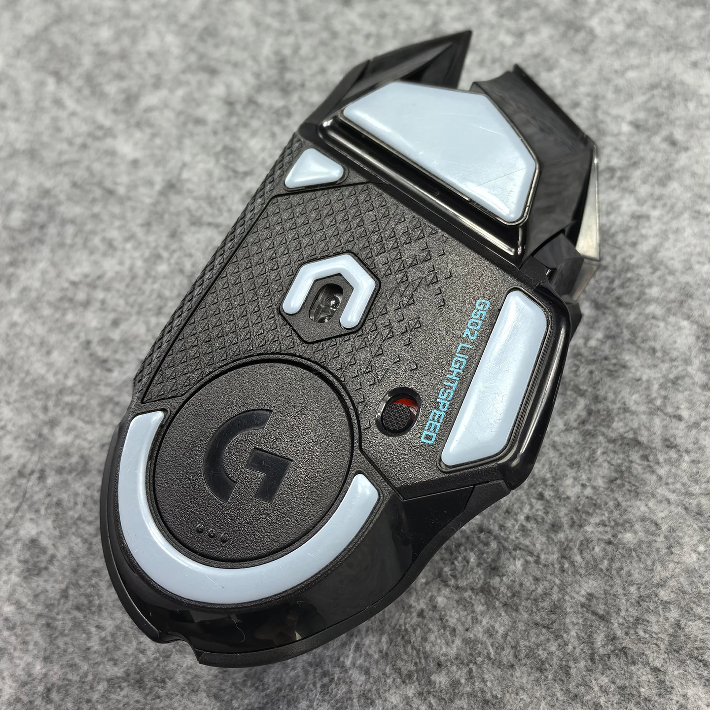UnusualWaySports Mouse Skates Feet G502 Lightspeed Cambered Surface PTFE Anti Collapse Magic Ice Silver Fox view 4