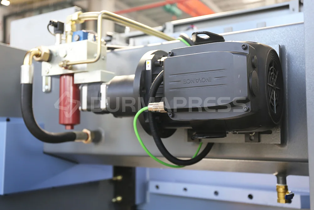 Industry Benchmark Emergency Stop DP-ES 50T/1600 Press Brake With DSP In Structural Steel Blanking