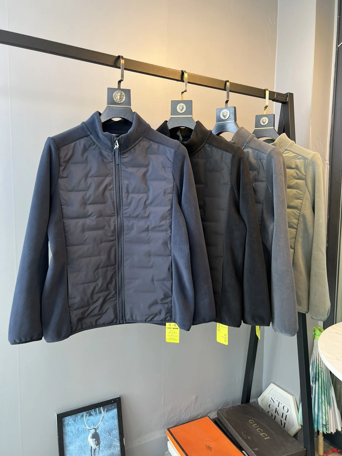 

Lightweight down Jaet Men's Outdoor Sport ort Sle Stand Collar Durable Windproof Warmth Busin Casual Faion Coat