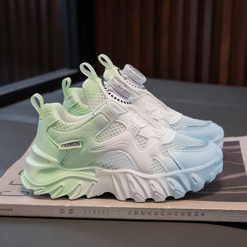 

2025 Hot Selling Korean Version Childrens Sports Shoes Professional Stretch Running Shoes Wear Resistant Comforta Casual Shoes