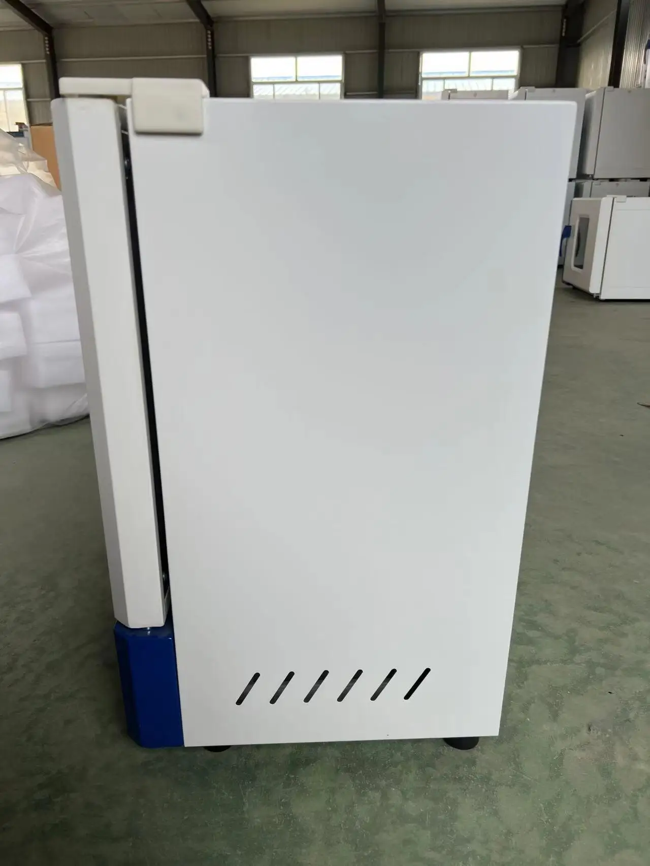 Kotak Perkecambahan Biji Kapal Baja Tahan Karat Inkubator Fermentasi Mikroba Suhu Konstan Elektro-termal Lab HN-25BS 220V 200W