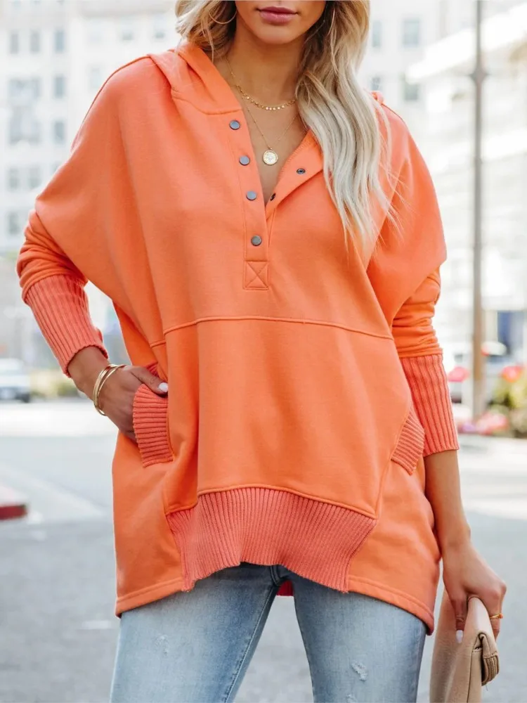 Sweat à capuche à manches chauve-souris à col en V pour femmes, haut d\'épissure fileté, pulls décontractés, blanc, automne, hiver