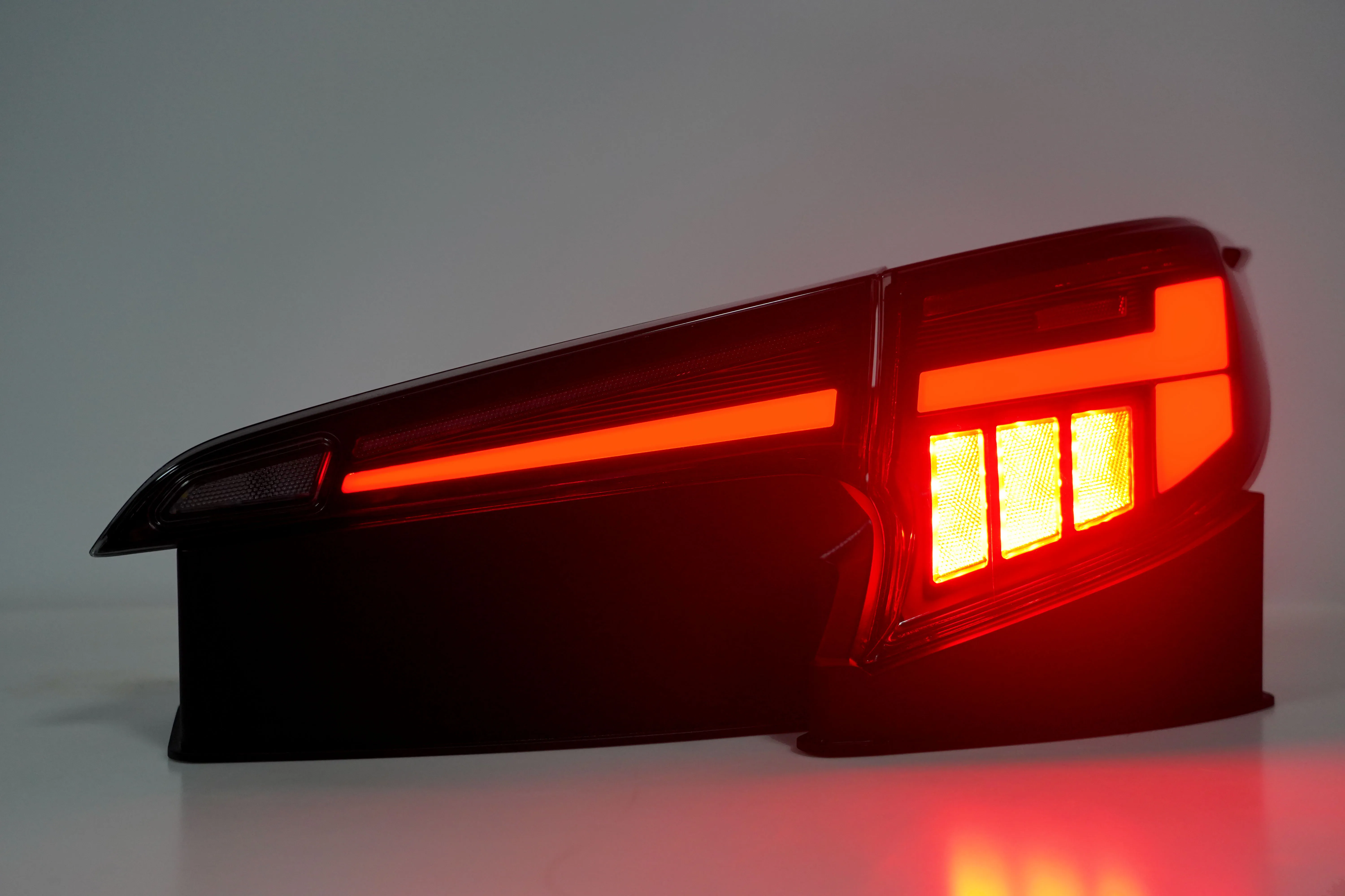 DKmotion Modified Auto Parts LED Tail Rear Lamp For Toyota CorollaGR Hatchback New ABS Material Running Turn SignalCar Taillamp