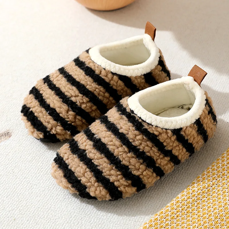 Simple Baby Shoes Comfort Floor Socks Non Slip Soft Sole Girl Shoe 2025 Autumn Winter Pure Cotton Shoe Light Children Kids Shoes