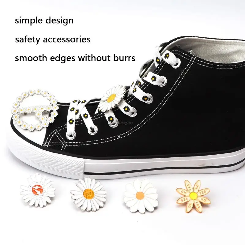 Fashion Daisy Shoe Charms Sneakers Laces Charms Girl Gift Shoe Decoration DIY Metal Shoelaces Buckles Shoes Accesories