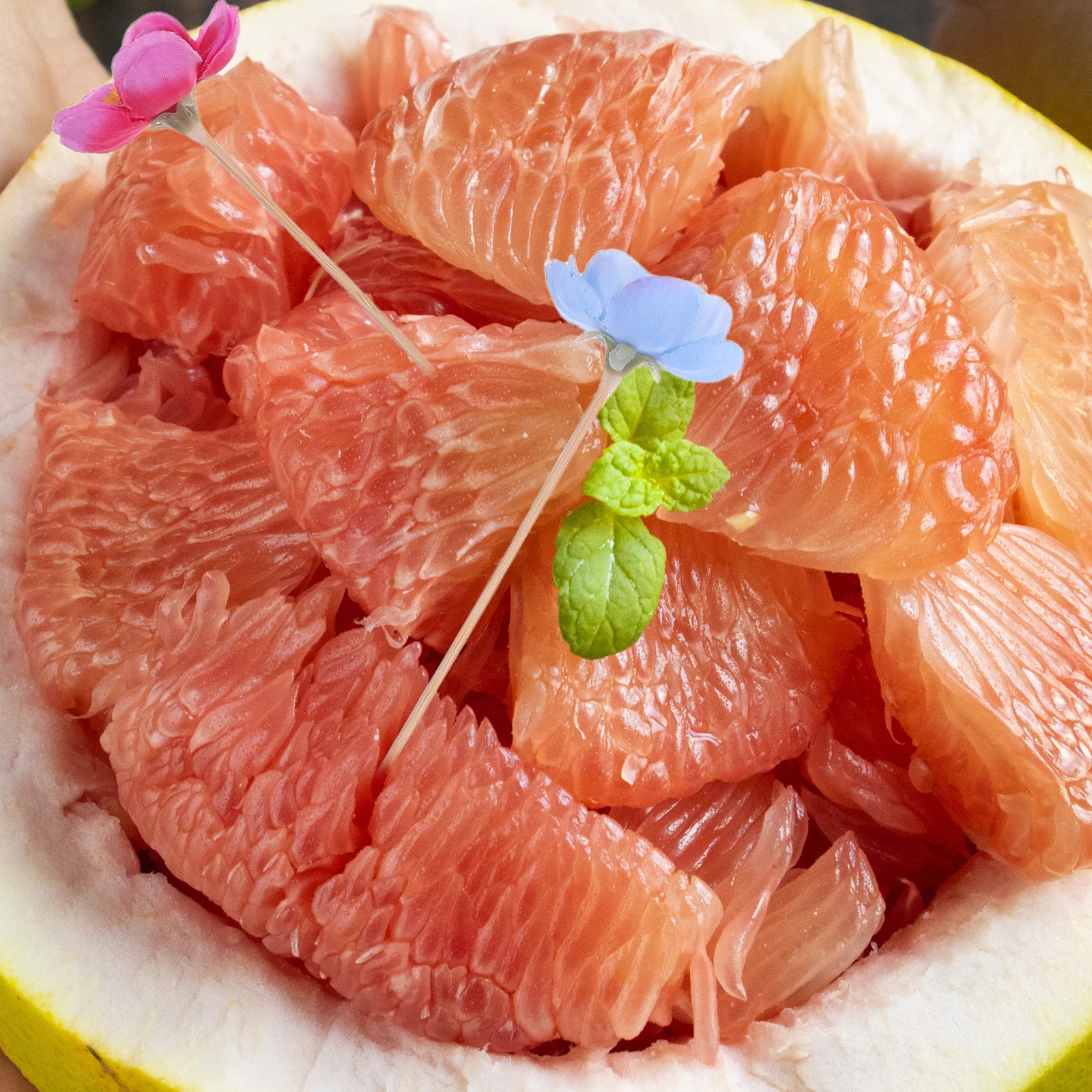 

100Pcs Decorative Plum Peach Blossom Food Picks Wooden Skewers Party Fruit Dessert Cocktail Appetizer Toothpicks