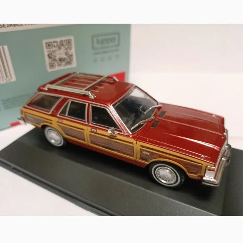 ixo Altaya 1/43 scale Chrysler LeBaron 1978 Station Wagon Model Car Adult Souvenir Classic Static Display Collectible Toy Gift