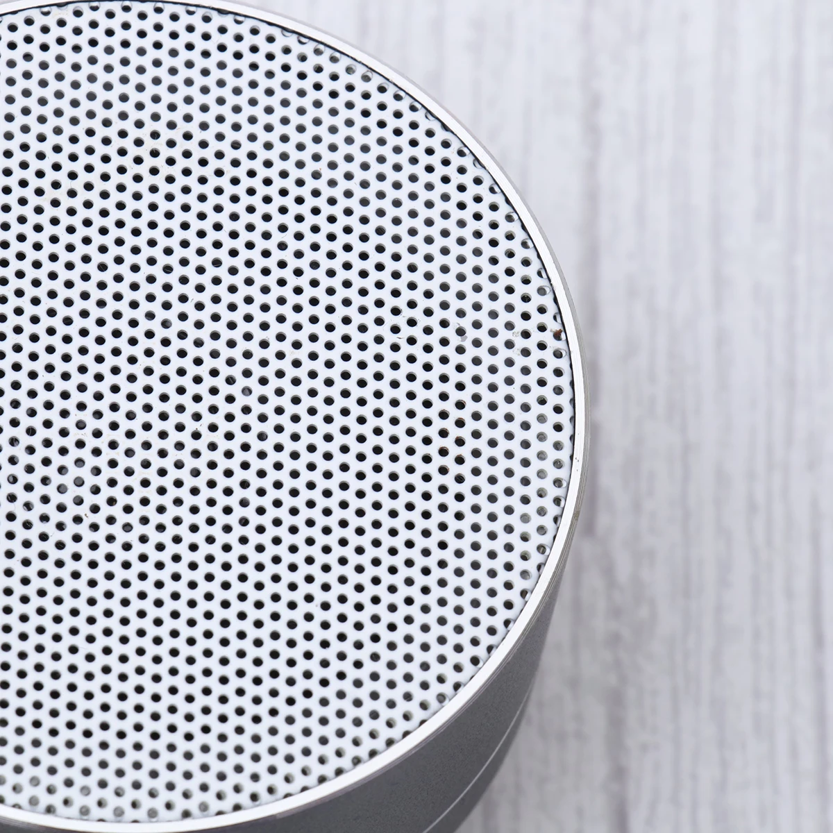 

Wireless Speaker Outdoor Portable Mini Metal Speaker Aluminum Alloy Led Smartphone Tablet Pc Stereo Bass