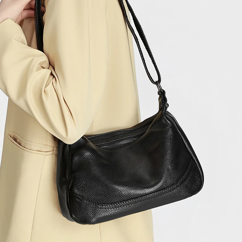 Genuine Leather Hobo Bag for Women Large Capacity Soft Leather Crossbody Shoulder Bag Vintage Casual Everyday Commute Tote Bag