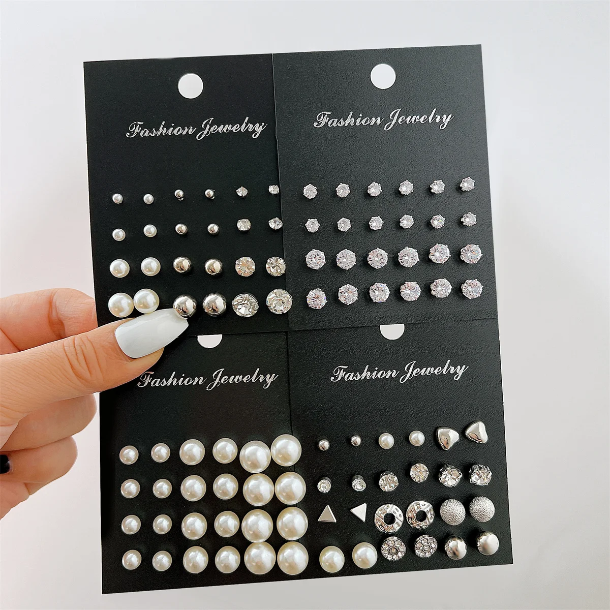 17KM-Juego de pendientes de tuerca con perlas de circón para mujer y niña, aretes redondos geométricos brillantes, joyería elegante, accesorios de regalos de moda