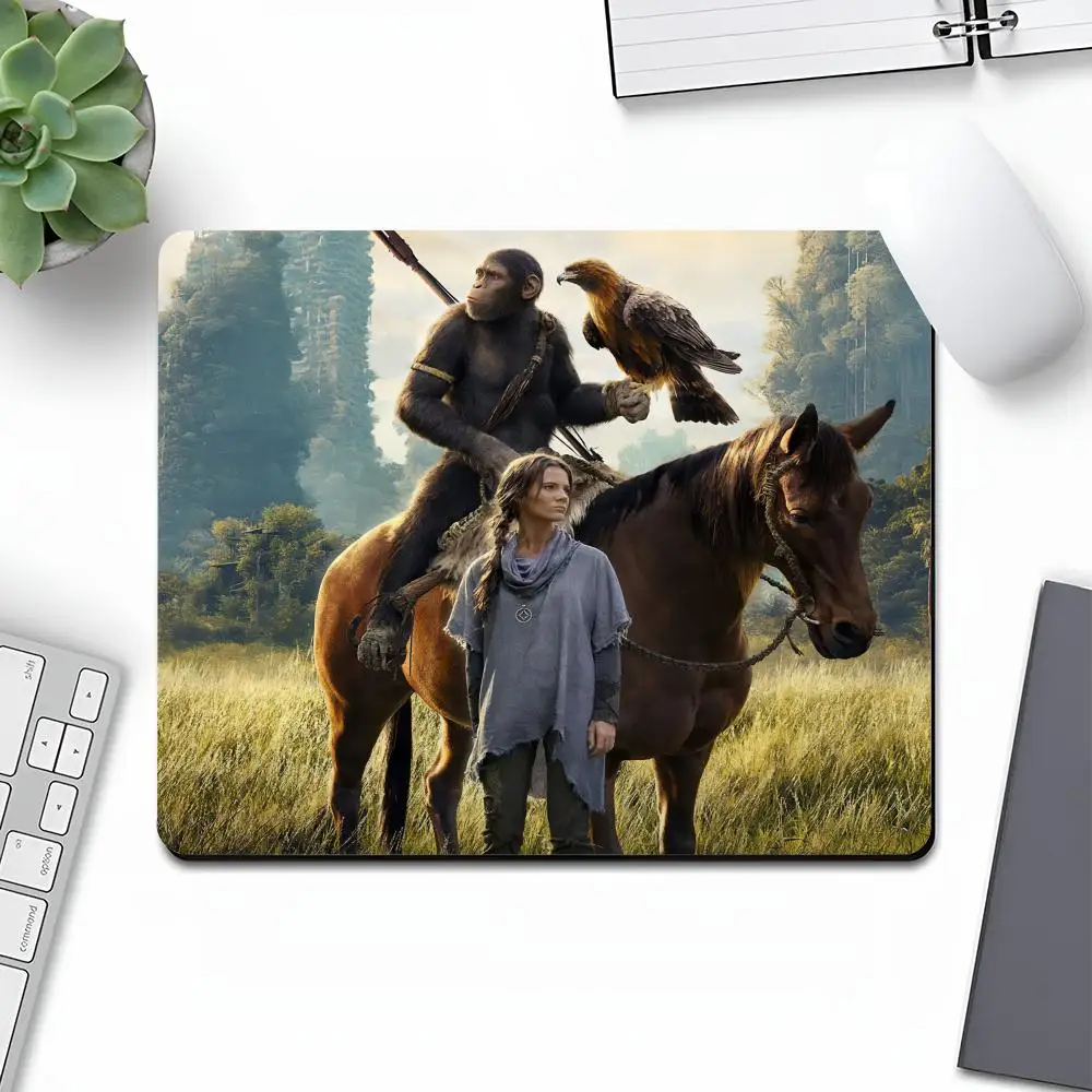 Kingdom of the Planet of the Apes Mouse Pad Art Gaming Small Rubber Locking Edge Large Computer MousePad Laptop Trendy Desk Pad