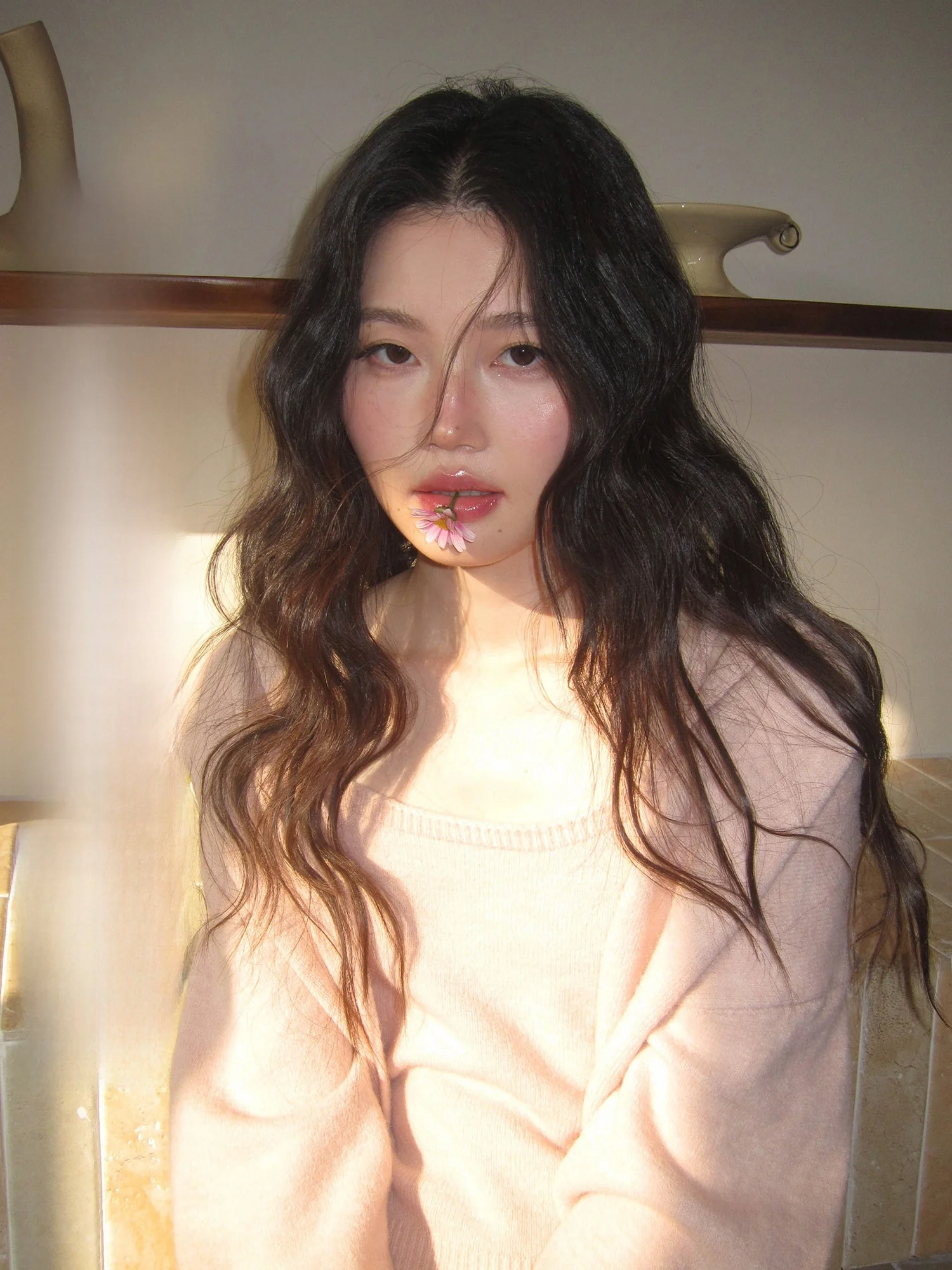 

Pink Knitted Hooded Cardigan And Vest Set for Women Spring 2026 New Korean Sle Two-Piece Set Gentle Sle Winter Suitable