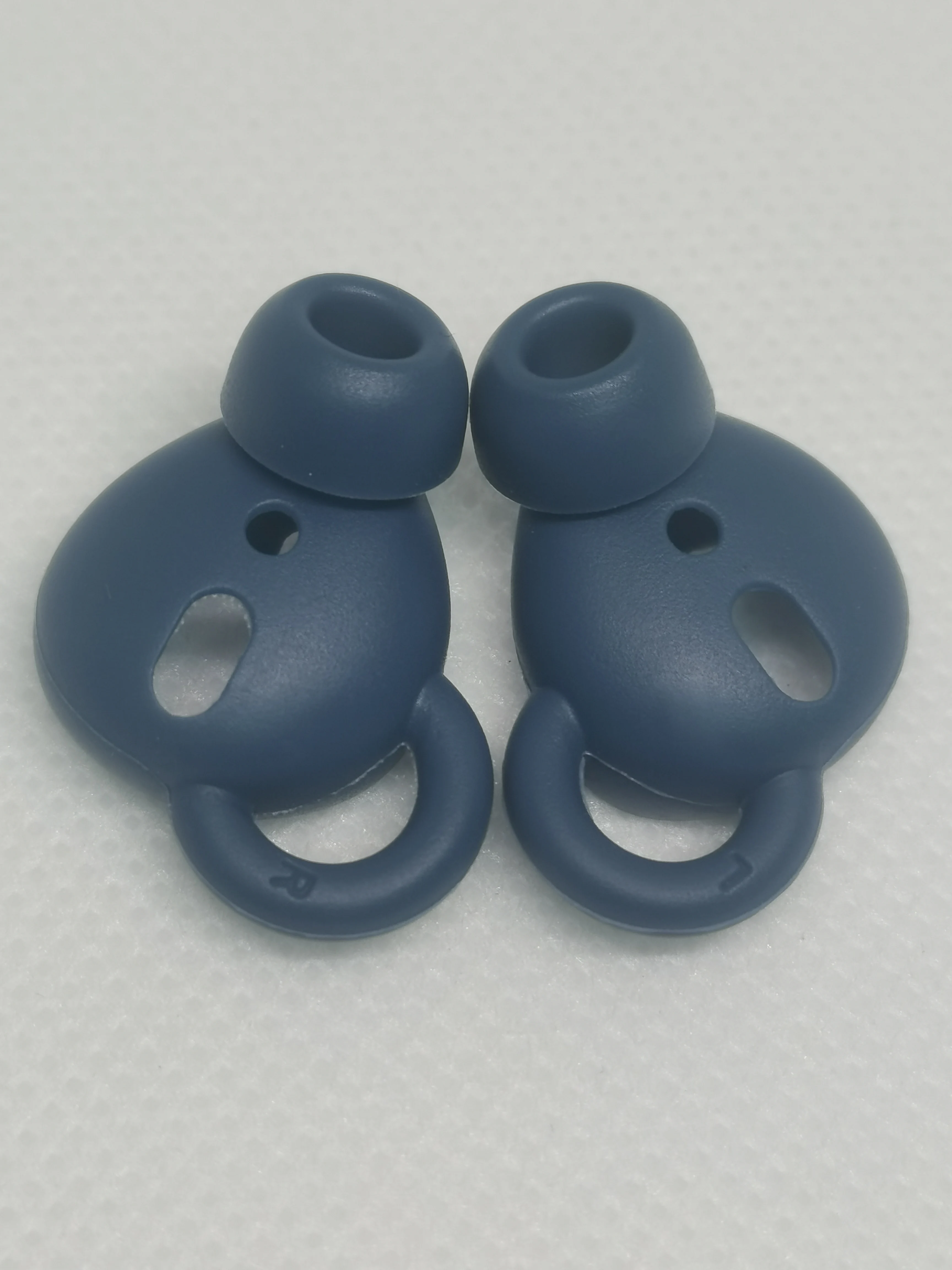 

Silicone Cover for Apple Airpods In-ear Anti-slip Earpods Eartip Cap Protective Sleeve with Hook Earphone Accessories