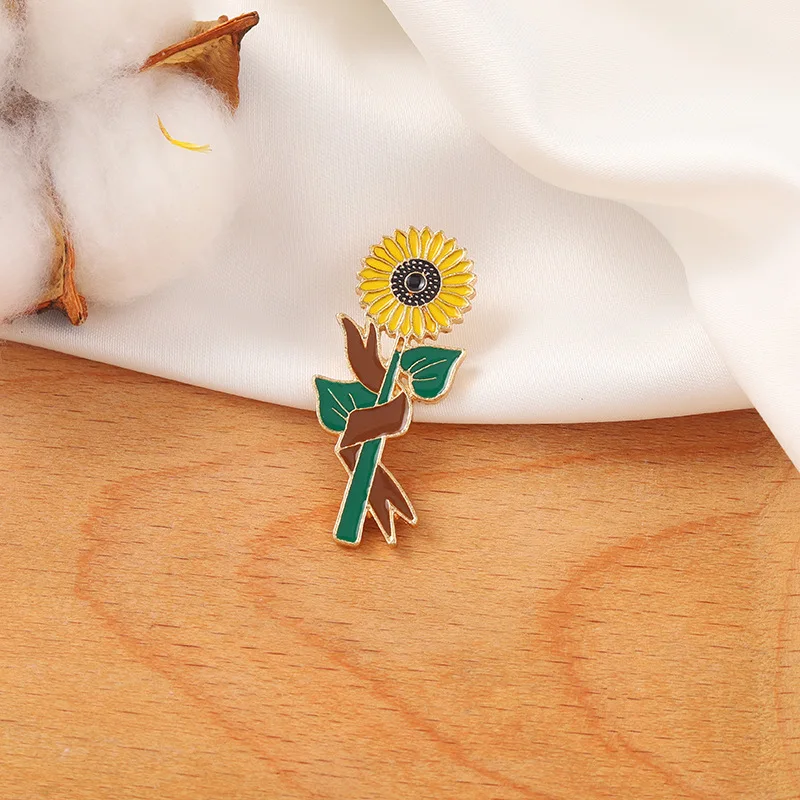 Cartoon cute sunflower alloy brooch Enamel Pins Fashion Trends Women Children Men Clothing Accessories Gifts Toys