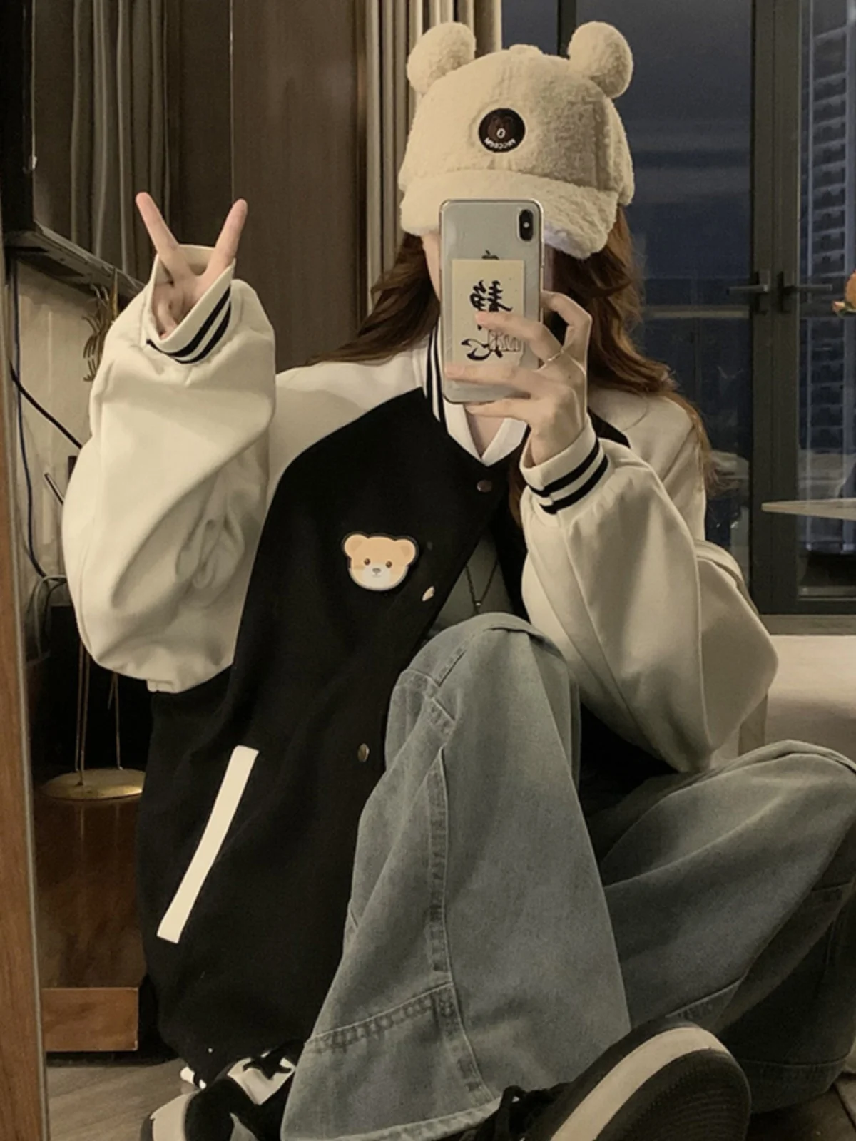 

Бейсбольные куртки для девочек и женщин: Вечерние, с защитой от холода, с рукавами, оригинальные японские, с меховым воротником, с капюшоном, сетчатые, асимметричные, в стиле пэчворк, женские