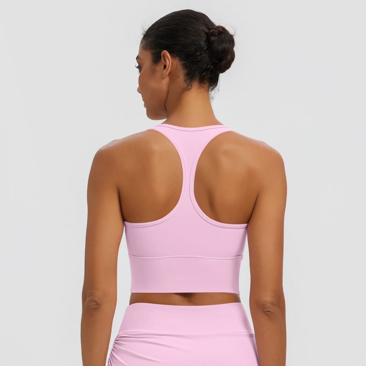 Schnell trocknendes, sexy Yoga-Top in I-Form, stoßdämpfendes Lauf-Yoga-Oberteil mit Brustpolster, einfarbiges Sommer-Fitness-Oberteil für das Training. – Detail 39