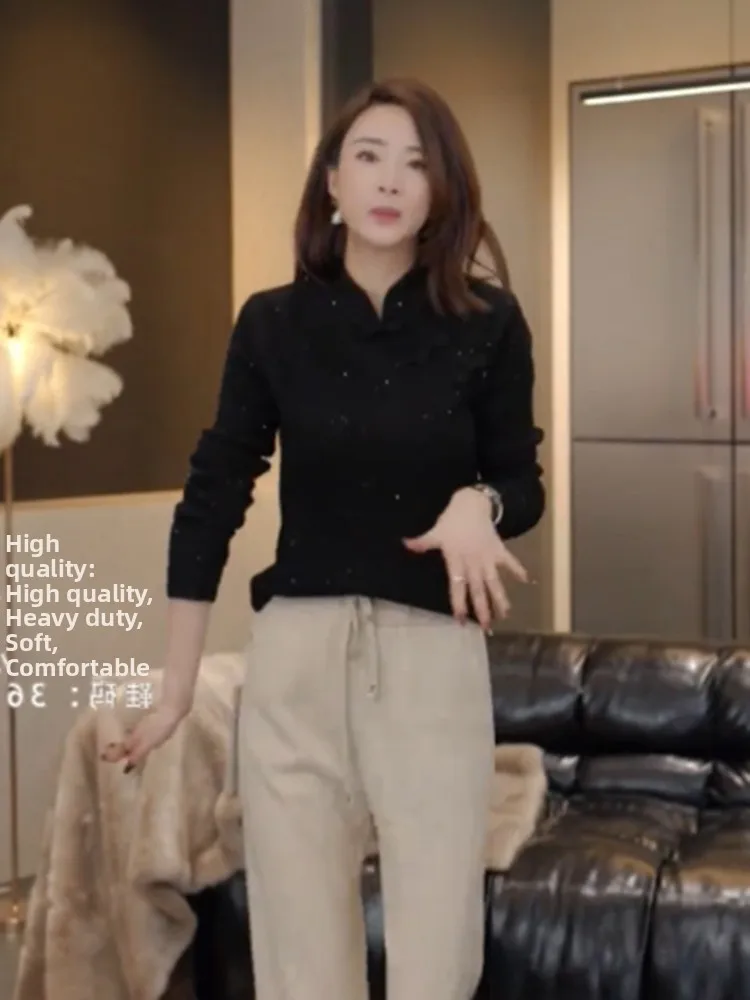 เสื้อสเวตเตอร์ไหมพรมถักสไตล์เรโทรสุดเก๋ แขนยาว ติดกระดุม สีแดง สำหรับปีใหม่ สไตล์เกาหลี ใส่สบายๆ ทรงหลวม