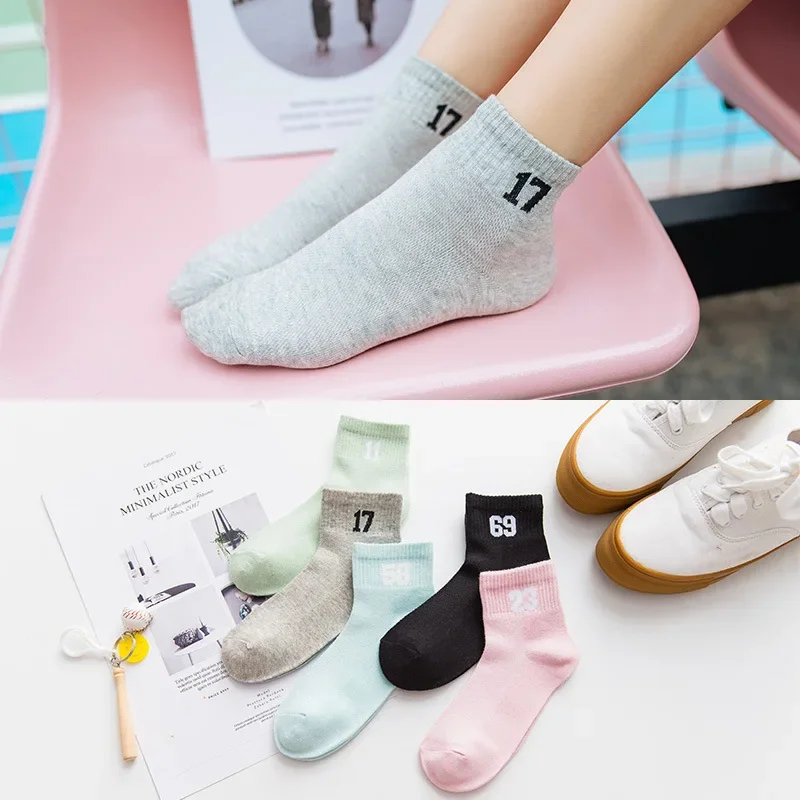 

New Women's Casual Cotton Tube Socks, Autumn and Winter Candy Color Digital Female High-top Socks