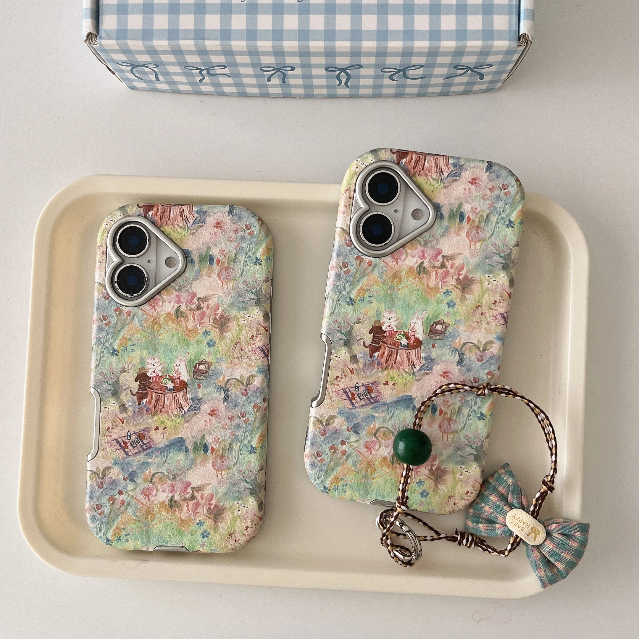 Vintage Oil Painting Animal Picnic in Garden Electroplated Chic Phone Case for iPhone 16 15 14 13 Pro Max Back Phone Cover Capa