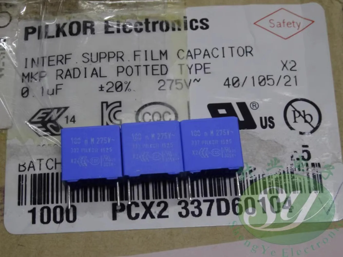 

20PCS MKP337 0.1uf/275vAC 100nf u1 104 New film capacitor 10MM