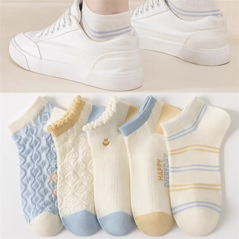 5Pairs/Pack  Ankle Socks Summer White Socks Cartoon Smile Face Print Casual Short Socks Women Socks