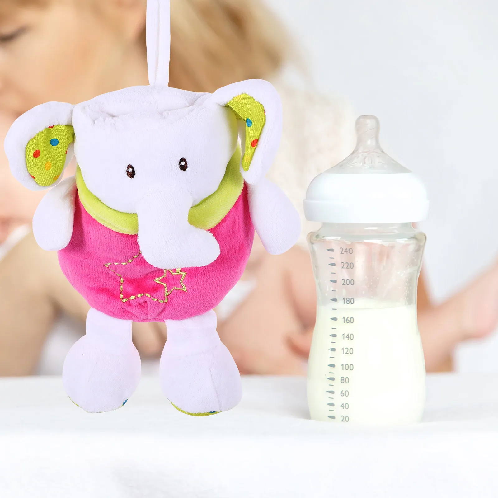 

Baby Bottle Sleeve Insulated Thermal Protection Soft PP Cotton Material Stuffed Elephant Style Portable Lightweight for Travel