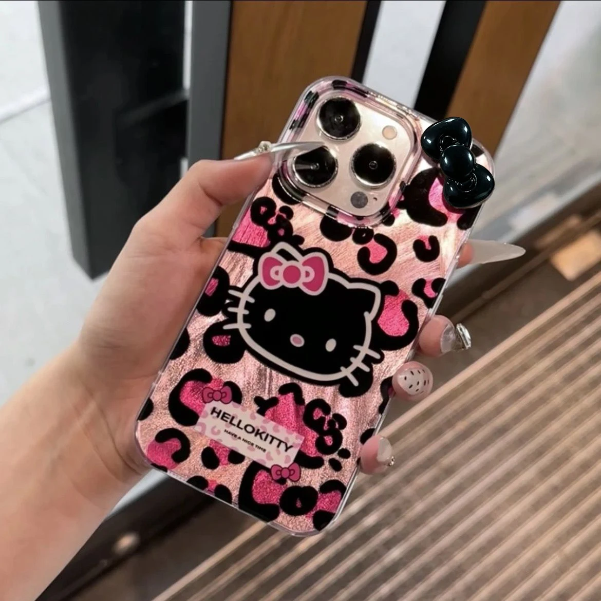 Pink Leopard Print HelloKitty Bow Mobile Phone Case For iPhone 17 16 15 14 13 12 11 Pro Max Plus 17AIr Silicone Laser Covers Y2K - náhled 4