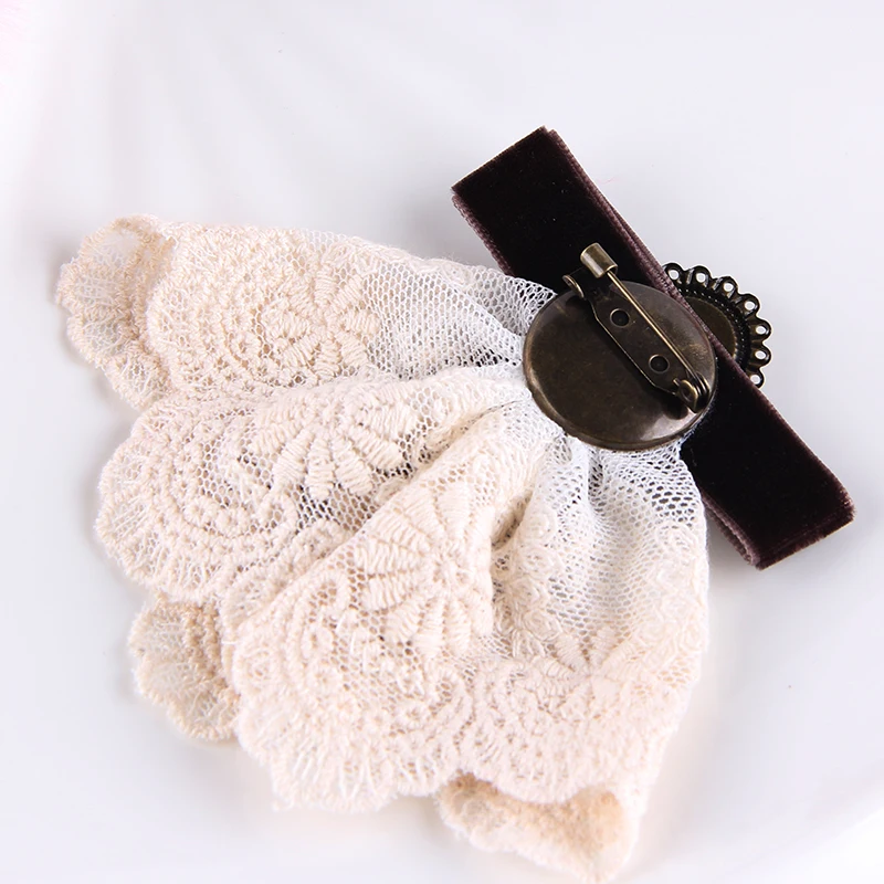 Elegant Lace Velvet Ribbon Bowknot Bronze Plated Queen Cameo Beauty Head Venetian Pearl Water Drop Women Brooch Lapel Pins Gifts