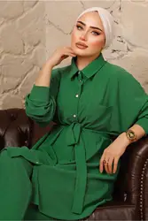 Women's Green Buttoned Belted Double Trousered Suit