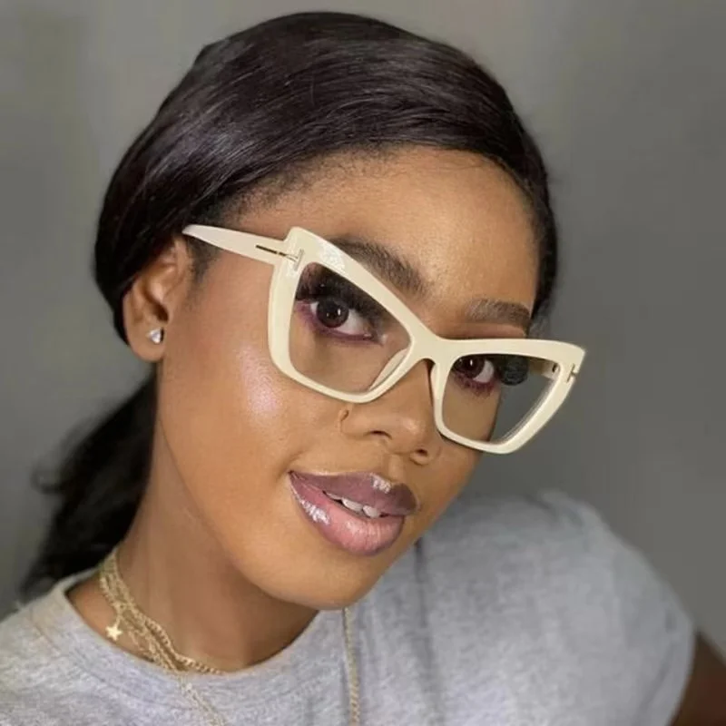 T-القط إطار العين 2025 جديد مكافحة الضوء الأزرق مرآة أنثى موضة ريترو Ins عدسة الإطار 7777