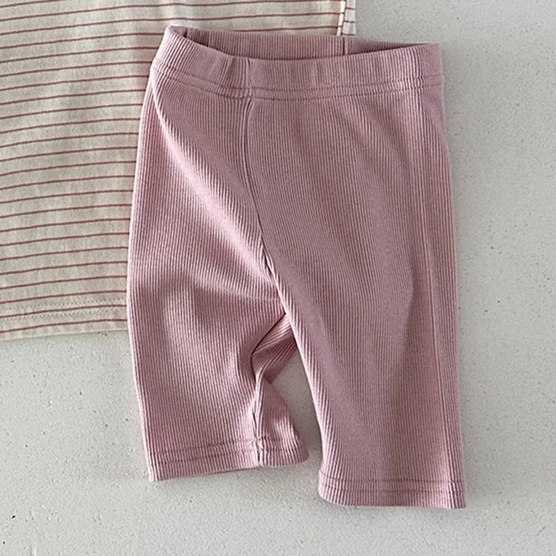 2024 estate nuovi bambini Leggings a righe in cotone neonato ragazza solido pantaloncini elastici bambino Versatile pantaloni medi Leggings per bambini