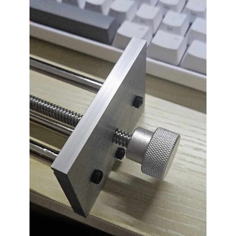 PCB Fixture Mini Bench Vise Soldering Clamp for Circuit Board Repair