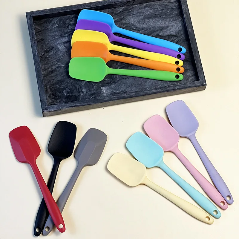 Food Grade Silicone Spatula Heat Resistant Non-Stick Kitchen Scraper for Baking Cake Cream Mixing Cooking Utensil