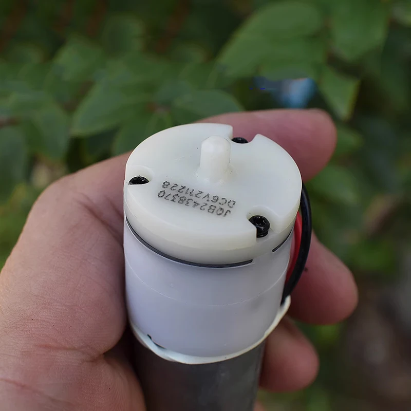 

DC 5V 6V Micro Air Pump Oxygen Pressure Pump for Aquariums And Other Small Equipment