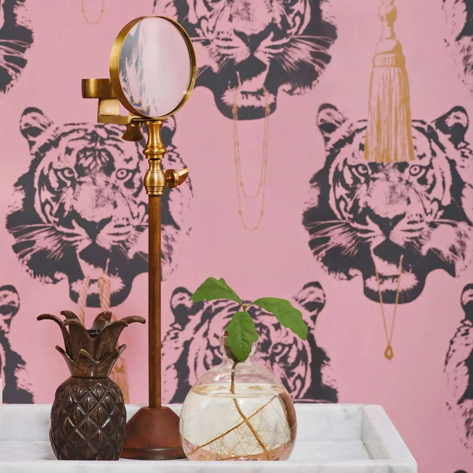 Tiger Light Pink Wallpaper Peel and Stick,Tiger Animal Design Wall Mural For Home Decoration,Self-adhesive Or Traditional Papers