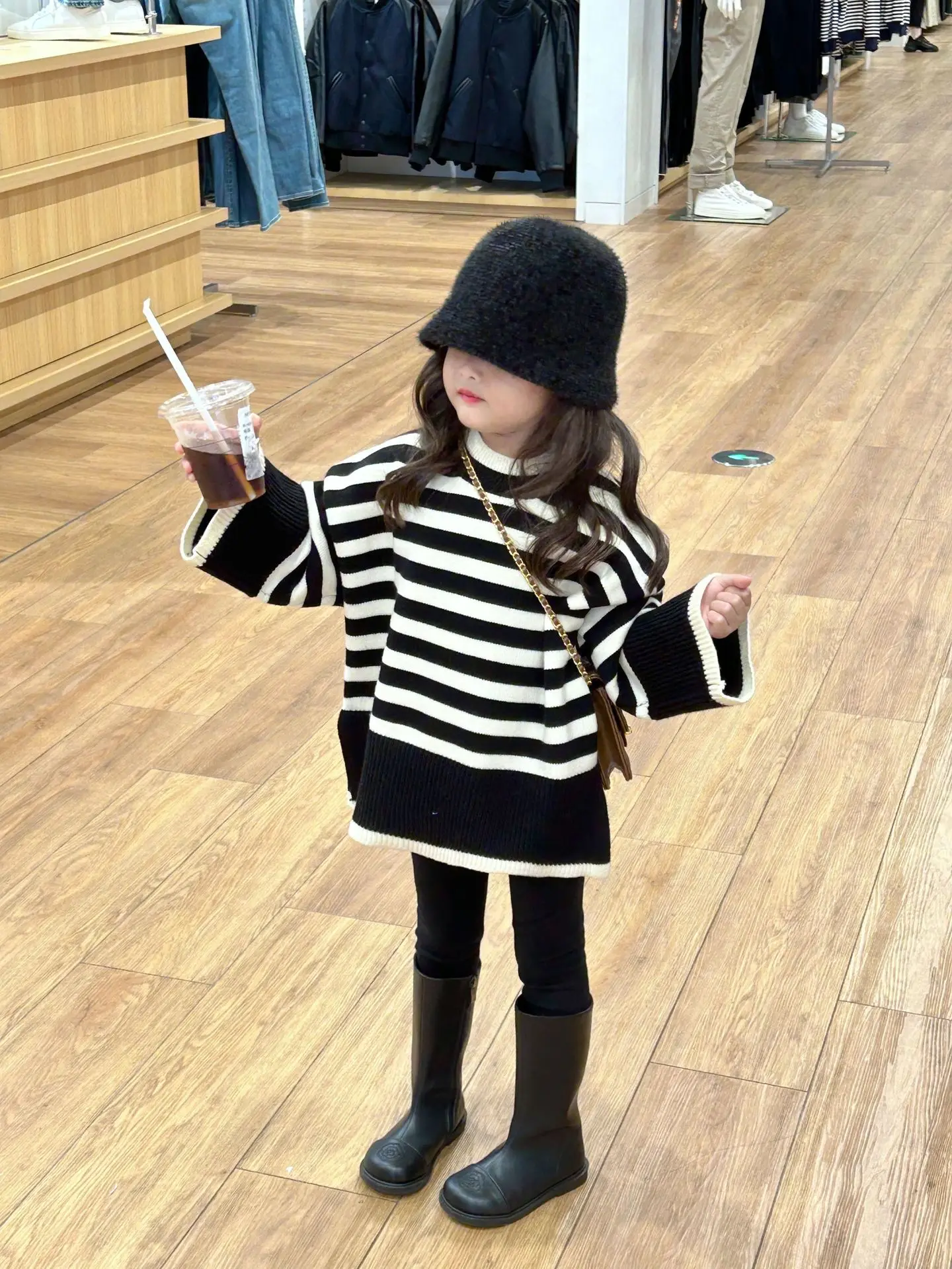 Children Clothing  Girls Sweater 2023 Winter New Thickened Striped Wide Edition Sweater Baby Round Neck Pullover Sweater